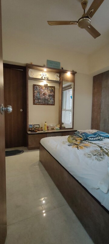 Bedroom in 1 BHK Apartment at Lodha Amara, Kolshet Road – for Sale