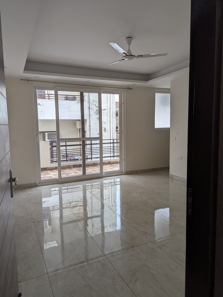 Room, smart-world-orchard 2 Bedroom 1250 Sq.Ft. Apartment In Sector 61 Gurgaon 9543389
