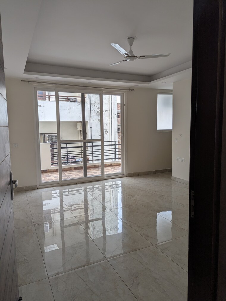 Room, smart-world-orchard 2 Bedroom 1250 Sq.Ft. Apartment In Sector 61 Gurgaon 9543389