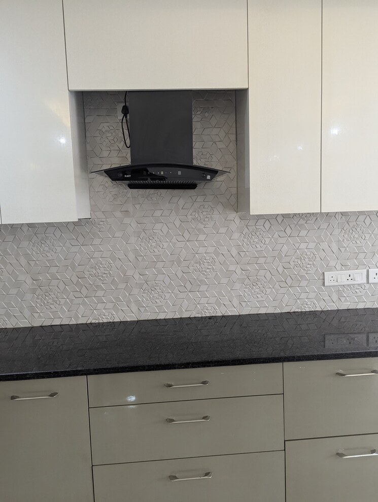 Kitchen, smart-world-orchard 2 Bedroom 1250 Sq.Ft. Apartment In Sector 61 Gurgaon 9543389