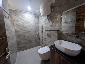 Bathroom in 2 BHK Apartment at Smart World Orchard, Sector 61 – for Sale