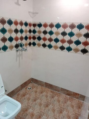 Bedroom in 3 BHK Apartment at Saya Gold Avenue, Vaibhav Khand – for Rent