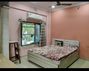 Bedroom in 1 BHK Apartment at Mulund East – for Sale
