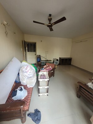 Furnished Amenities in 2 BHK Apartment at Anand Nagar – for Rent