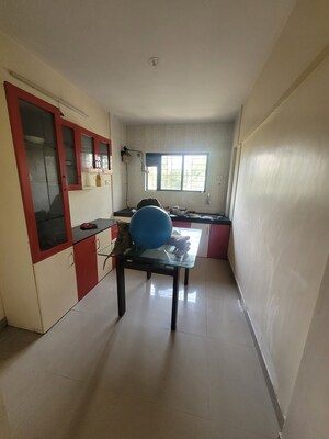 Furnished Amenities in 2 BHK Apartment at Anand Nagar – for Rent