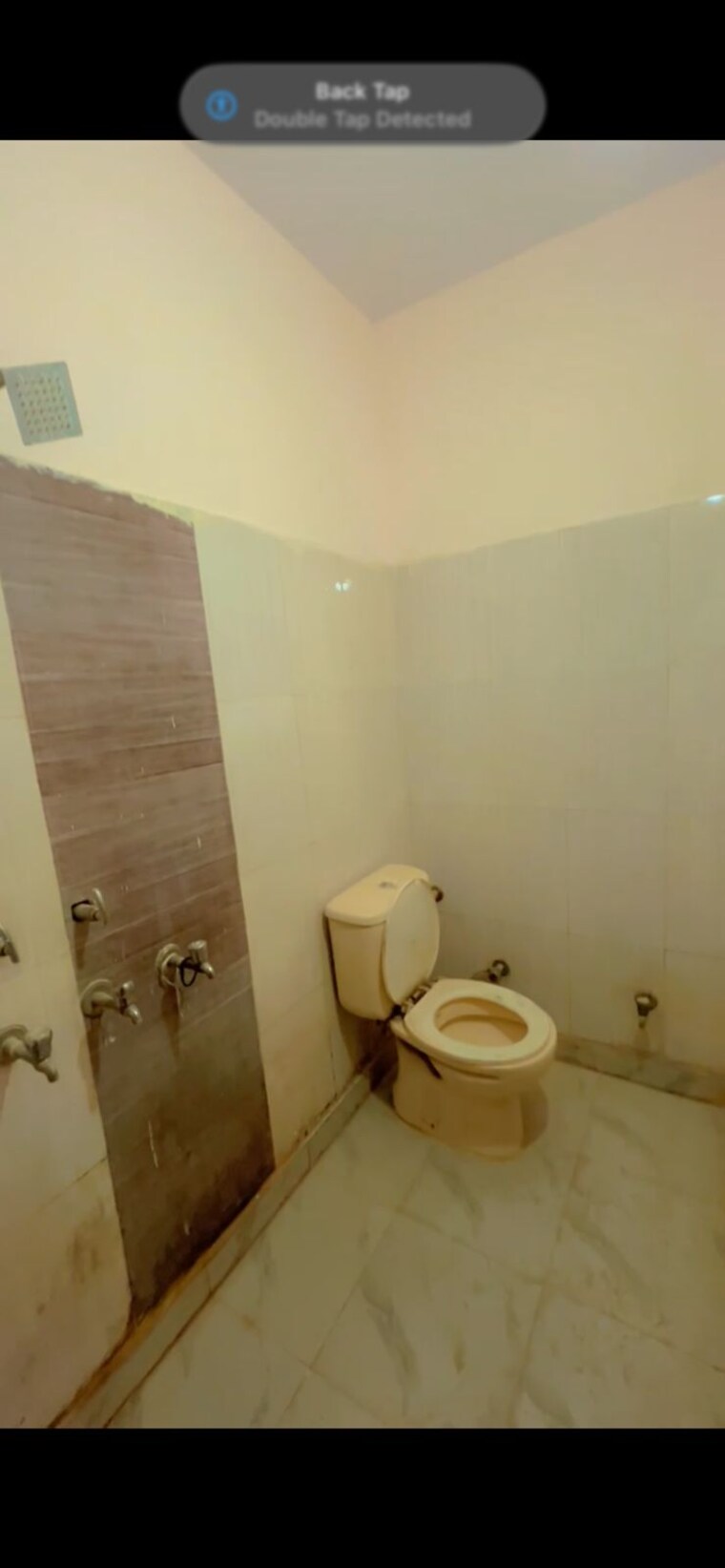 Bathroom, uttam nagar 2 Bedroom 90 Sq.Yd. Builder Floor In Uttam Nagar Delhi 9543477