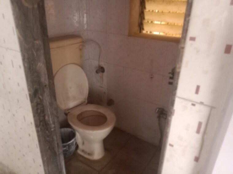 Washroom, new-rachna-park 1 Bedroom 500 Sq.Ft. Apartment In Manorama Nagar Thane 9543523