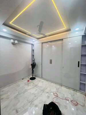 Team Area in 1 BHK Builder Floor at Chattarpur – for Rent