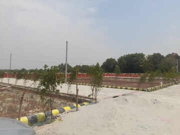 Swimming Pool in  Plot at Mohanlalganj – for Sale