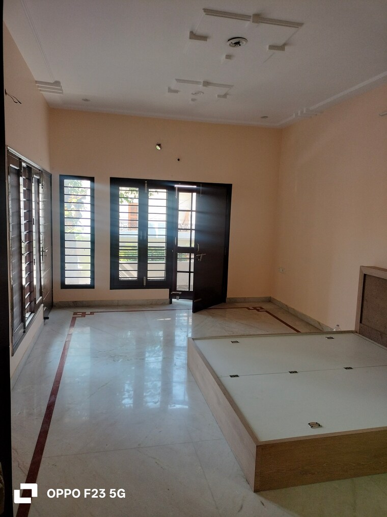 Kitchen, gomti nagar 6+ Bedroom 3200 Sq.Ft. Villa In Gomti Nagar Lucknow 9543525