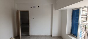 Room in 3 BHK Apartment at Chinar Park – for Sale