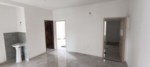 Room in 3 BHK Apartment at Chinar Park – for Sale