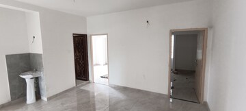 Room in 3 BHK Apartment at Chinar Park – for Sale
