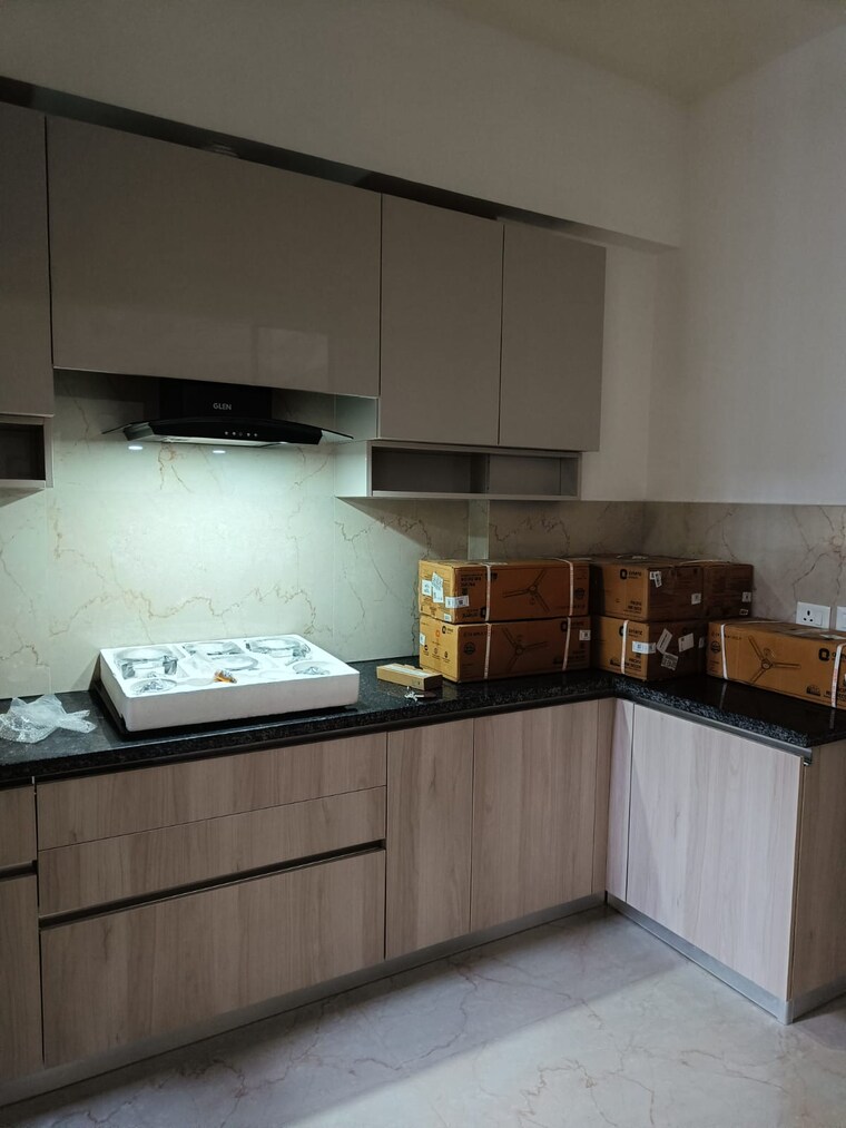 Kitchen, smart-world-orchard 3 Bedroom 1630 Sq.Ft. Apartment In Sector 61 Gurgaon 9543538