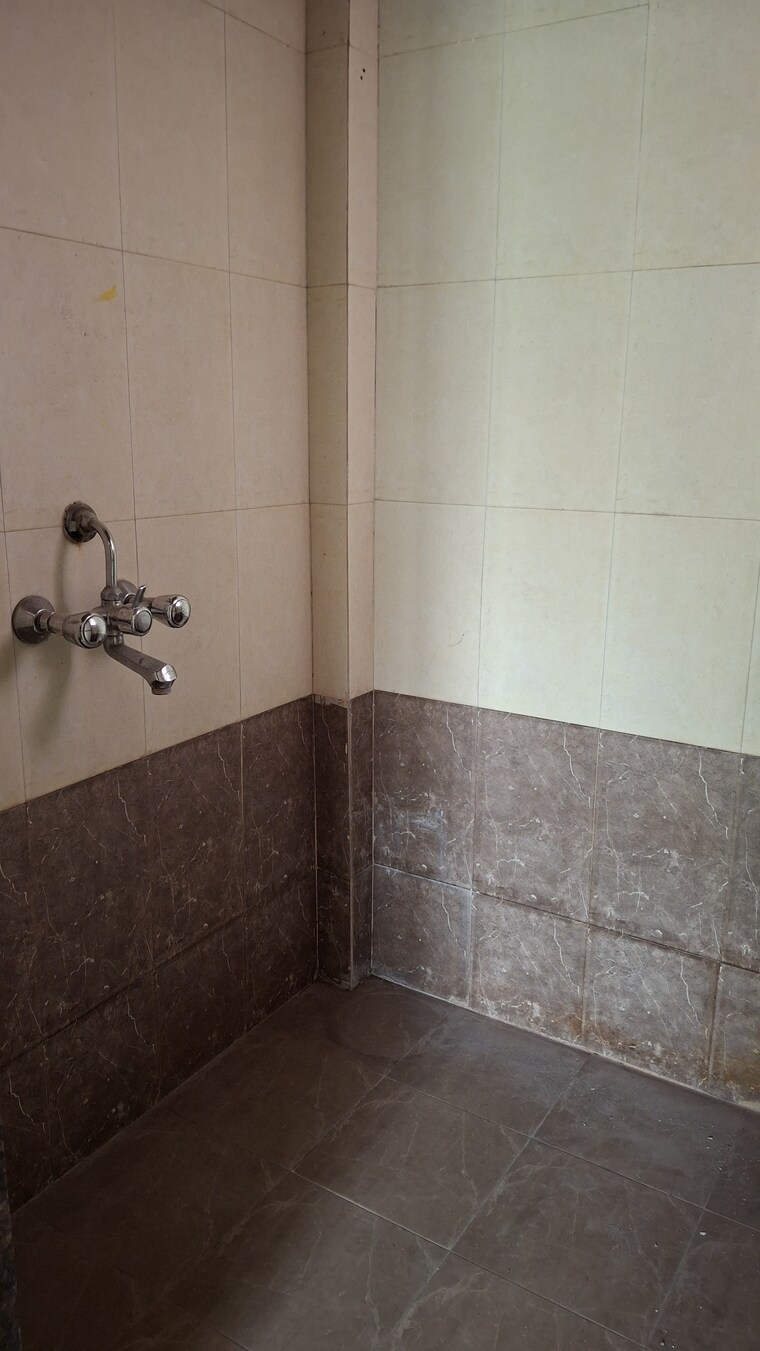 Bathroom, sai-homes-prabhu-niketan 1 Bedroom 720 Sq.Ft. Apartment In Ulwe Navi Mumbai 9543573