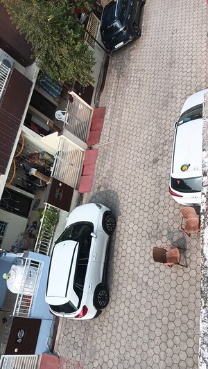 Master Bedroom in 3 BHK Independent House at Peoples Campus – for Sale