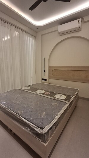 1 BHK Builder Floor For Rent in Sector 42