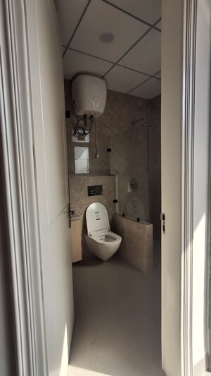 Parking in 1 BHK Builder Floor at Sector 42 – for Rent