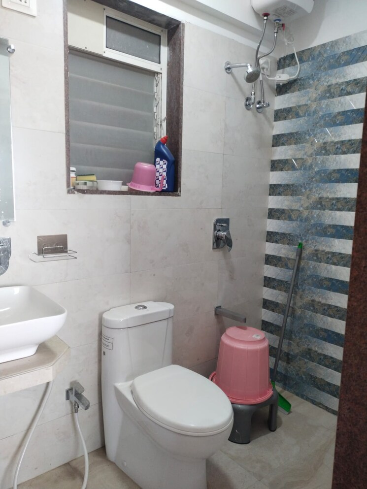Bathroom, richmond-chs 1 Bedroom 429 Sq.Ft. Apartment In Bhayandar East Thane 9543651