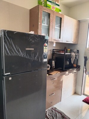 Master Bedroom in 1 BHK Apartment at Richmond CHS, Bhayandar East – for Rent