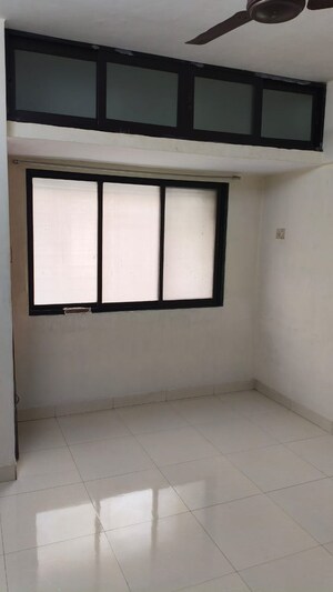 Room in 1.5 BHK Apartment at Santoshi Niwas CHS, Bhandup East – for Rent