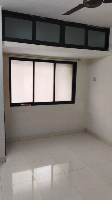 Room in 1.5 BHK Apartment at Santoshi Niwas CHS, Bhandup East – for Rent