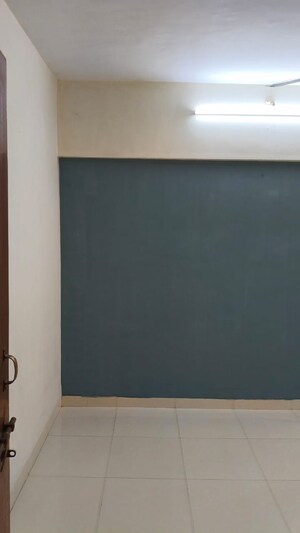 Room in 1.5 BHK Apartment at Santoshi Niwas CHS, Bhandup East – for Rent