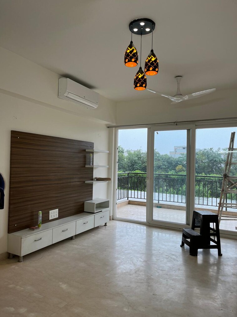Room, puri-anand-villas-phase-ii 3 Bedroom 1940 Sq.Ft. Apartment In Sector 81 Faridabad 9543636