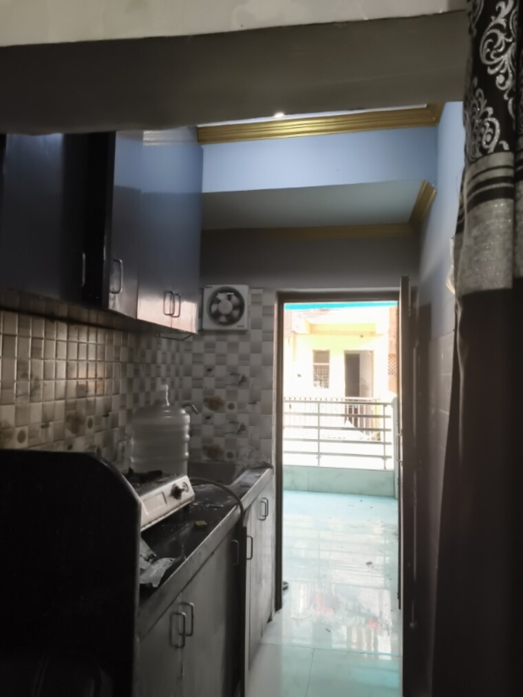 Kitchen, dwarka 1 RK 250 Sq.Ft. Apartment In Dwarka Delhi 9543778