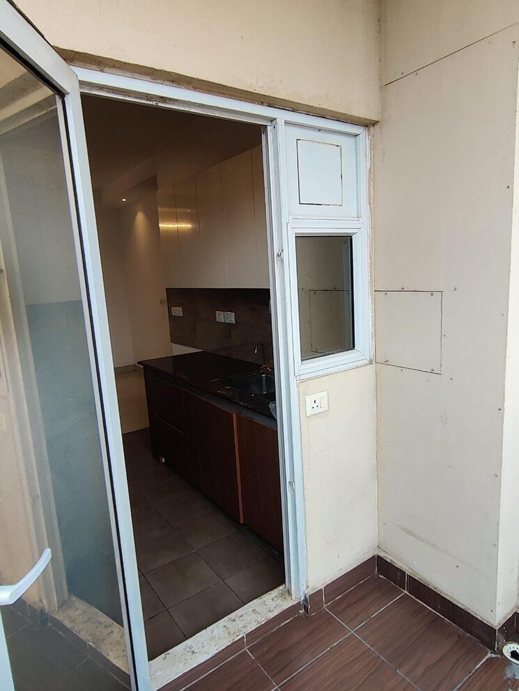 Bathroom, elite-golf-green 3 Bedroom 965 Sq.Ft. Apartment In Sector 79 Noida 9543677