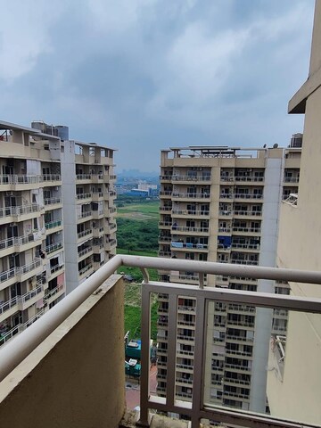3 BHK Apartment – Exterior View View at Elite Golf Green, Sector 79 - for Rent