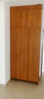 3 BHK 1750 Sq.Ft. Apartment in Parker White Lily