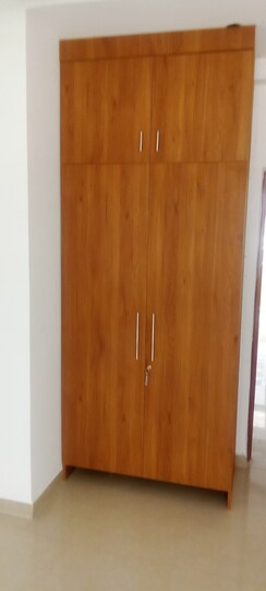 3 BHK Apartment For Sale in Parker White Lily