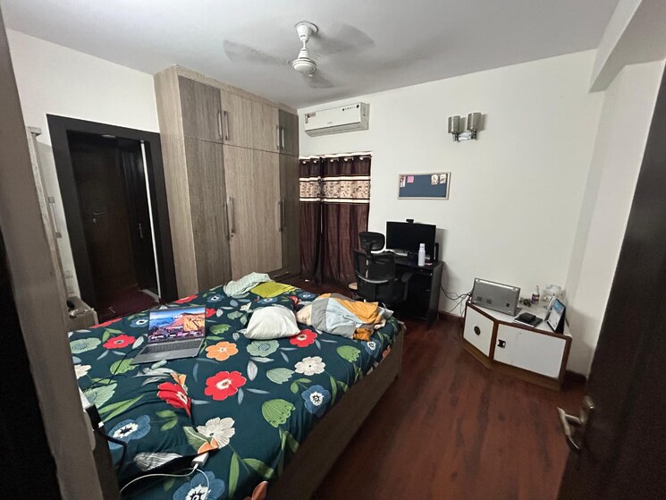 Bedroom, nimbus-the-hyde-park 3 Bedroom 1550 Sq.Ft. Apartment In Sector 78 Noida 9543703