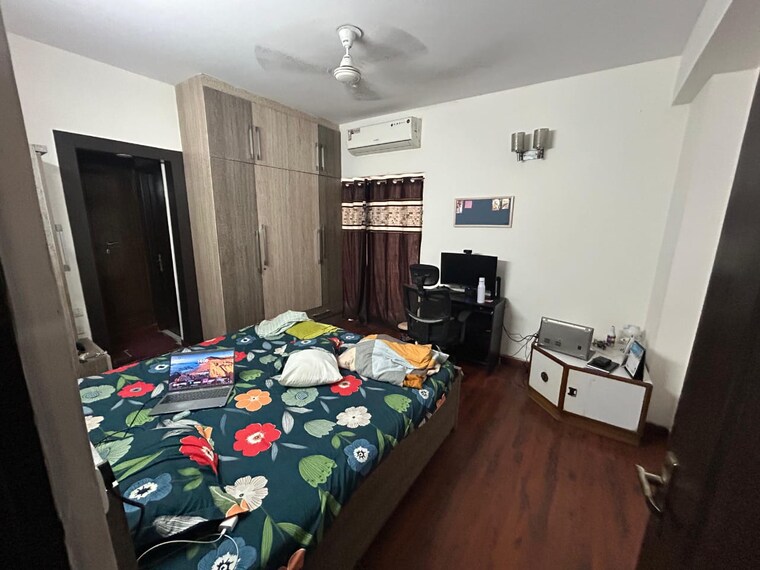 Bedroom, nimbus-the-hyde-park 3 Bedroom 1550 Sq.Ft. Apartment In Sector 78 Noida 9543703