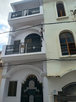 2 BHK Independent House – Exterior View View at Jankipuram Extension - for Rent