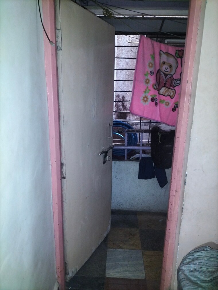 undefined, shri-datta-nandnavan-building 1 Bedroom 560 Sq.Ft. Apartment In Dhankawadi Pune 9543791