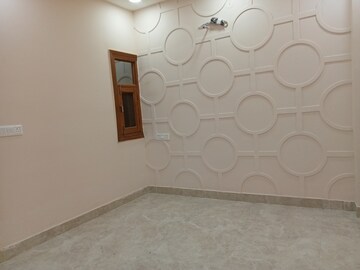 Room in 2 BHK Builder Floor at Mahavir Enclave 1 – for Rent