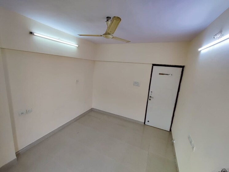 Room, tulsibaug-chs 2 Bedroom 700 Sq.Ft. Apartment In Borivali West Mumbai 9543752