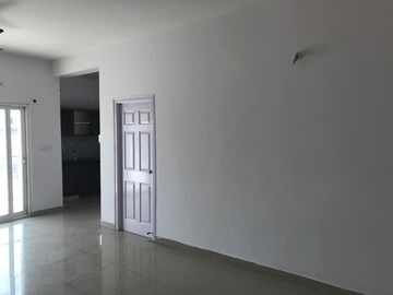 Room in 3 BHK Apartment at Kondapur – for Rent