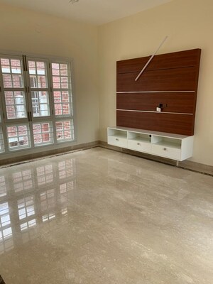 3 BHK Villa For Rent in Prestige Lakeside Habitat, Varthur