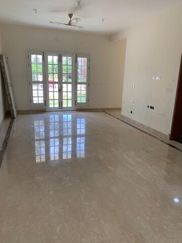 Room in 3 BHK Villa at Prestige Lakeside Habitat, Varthur – for Rent