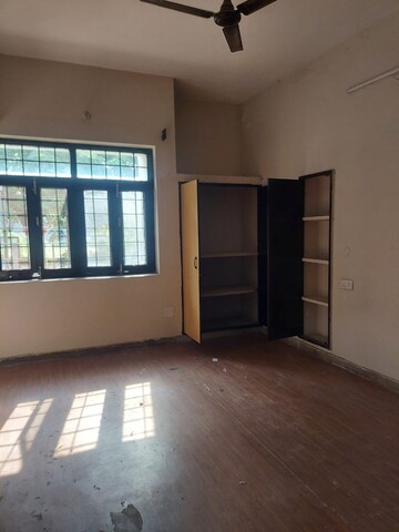 2 BHK Villa For Rent in Gomti Nagar