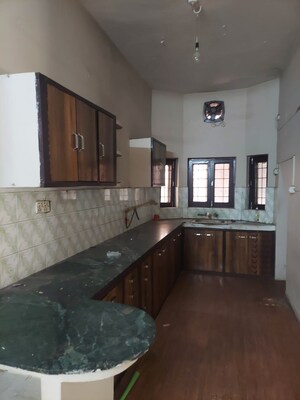 Kitchen in 2 BHK Villa at Gomti Nagar – for Rent