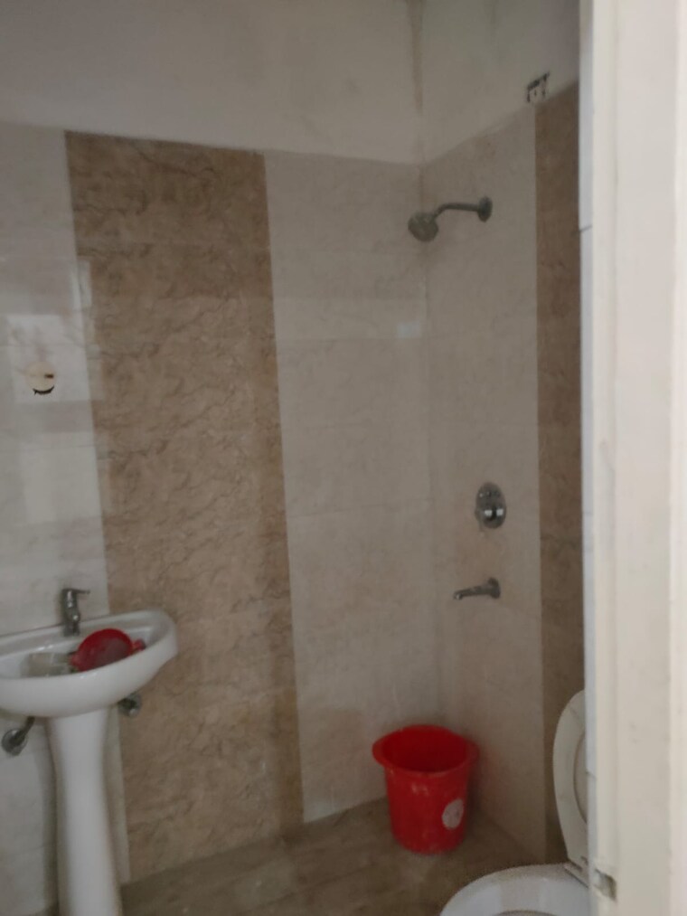 Bathroom, gomti-homes 3 Bedroom 1350 Sq.Ft. Apartment In Nabha Zirakpur 9543792