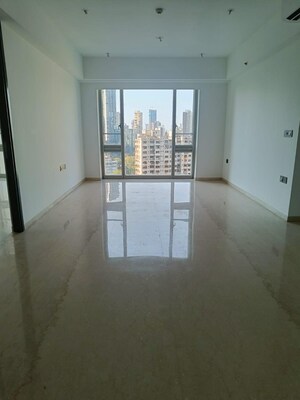 Room in 3 BHK Apartment at Lodha The Park, Worli – for Rent