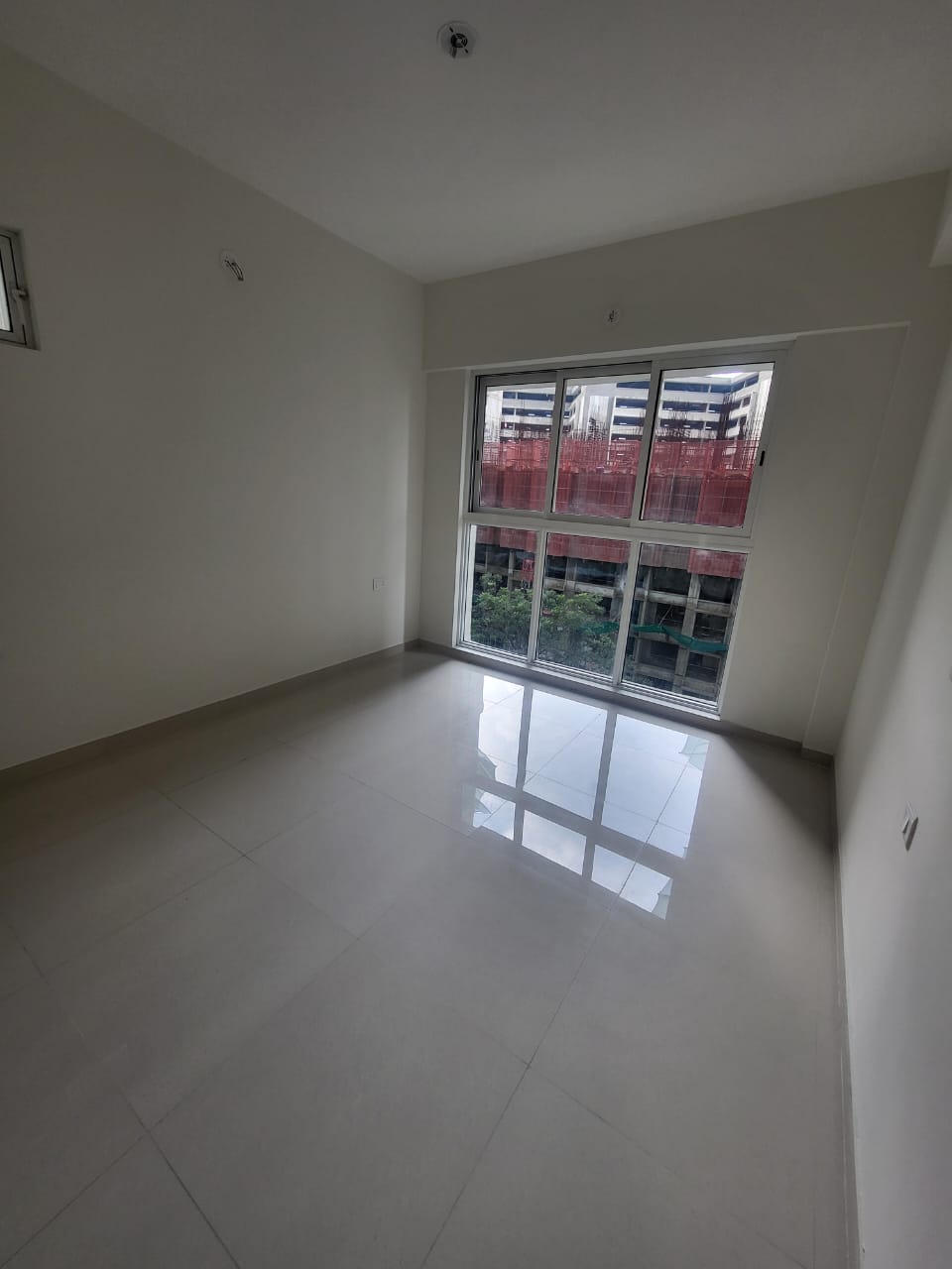 1 BHK + Pooja Room 418 Sq.Ft. Apartment in Raymond Ten X Habitat