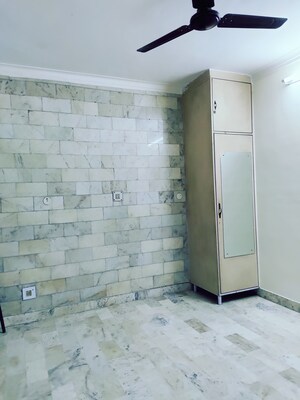 Room in 3 BHK Apartment at DDA Rosewood Apartments, Vasant Kunj – for Sale