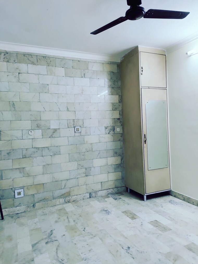 Room, dda-rosewood-apartments 3 Bedroom 1635 Sq.Ft. Apartment In Vasant Kunj Delhi 9543918