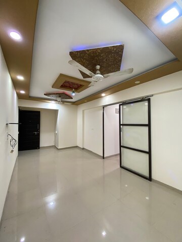 Room in 2.5 BHK Apartment at Kiwale – for Rent